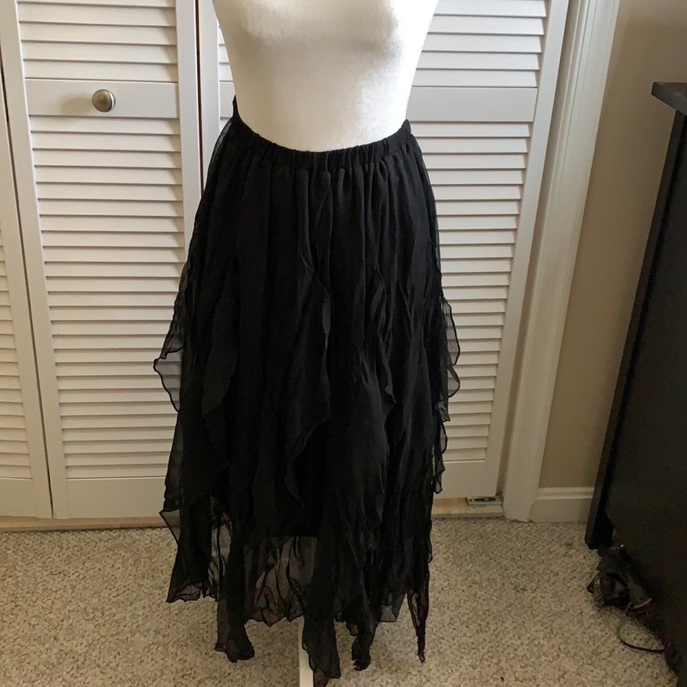 Sunny Scarlett goth skirt S